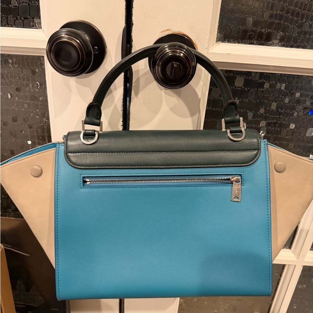 Celine Two-Tone Handbag - Picture 2 of 5